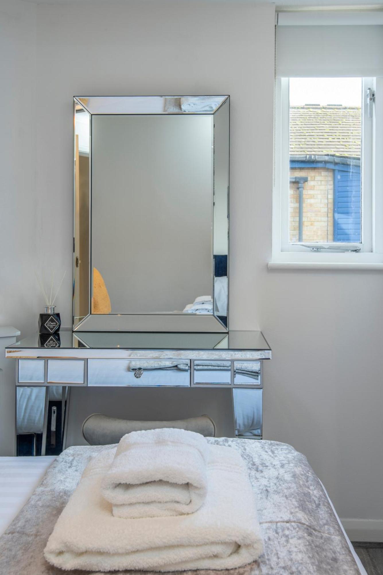شقة 2 Bed Town House With Garden In Hackney, لندن المظهر الخارجي الصورة